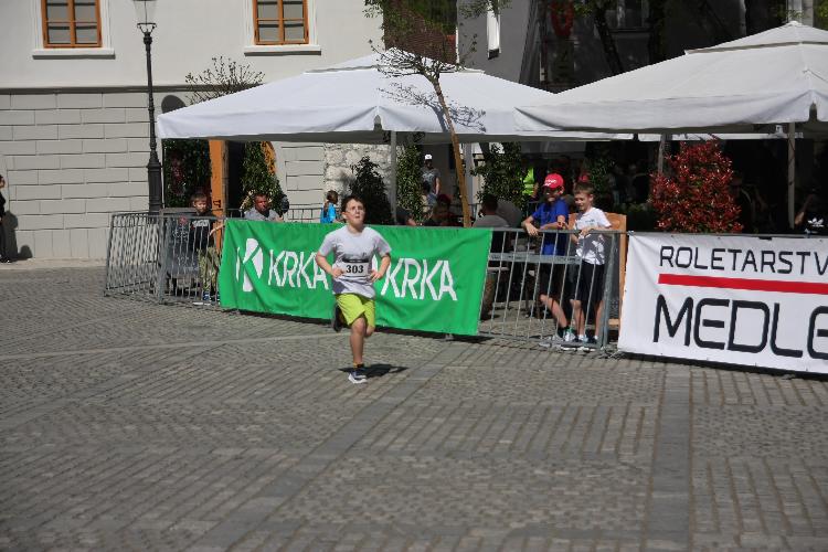 01712843583IMG_3128.JPG-nm-tek.si