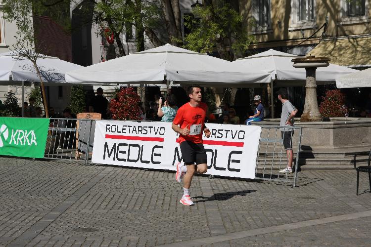 01712849007IMG_3374.JPG-nm-tek.si