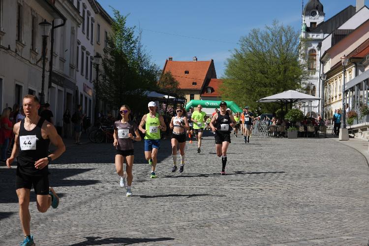 11712846041IMG_3228.JPG-nm-tek.si