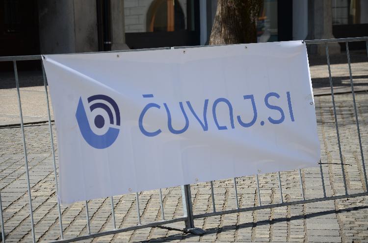 11744379261DSC_8663.JPG-nm-tek.si