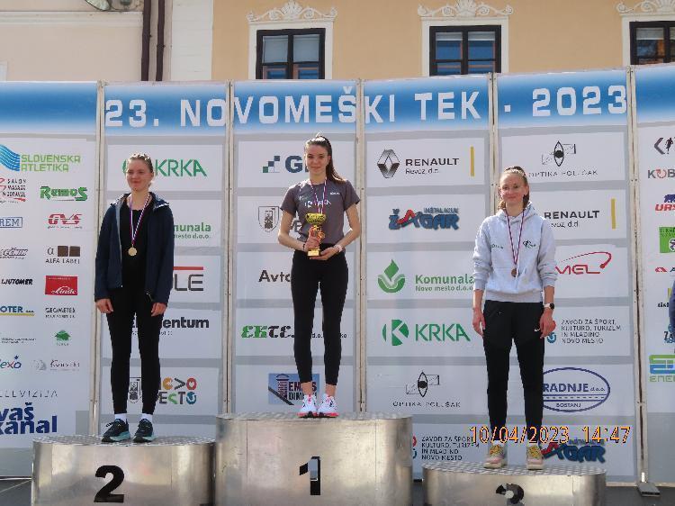 21681240704IMG_2636.JPG-nm-tek.si