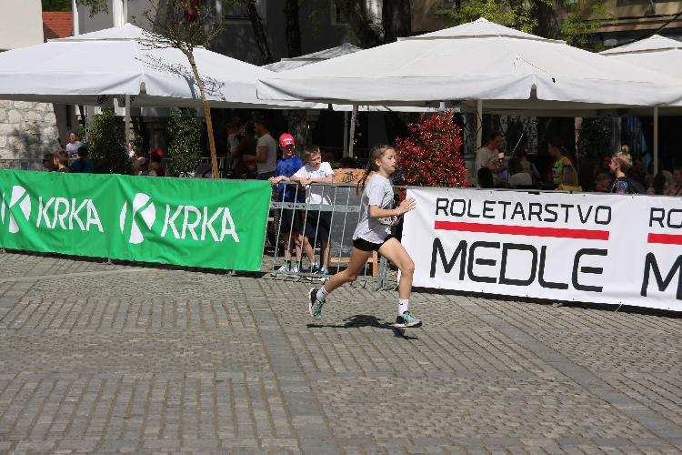 21712843902IMG_3146.JPG-nm-tek.si