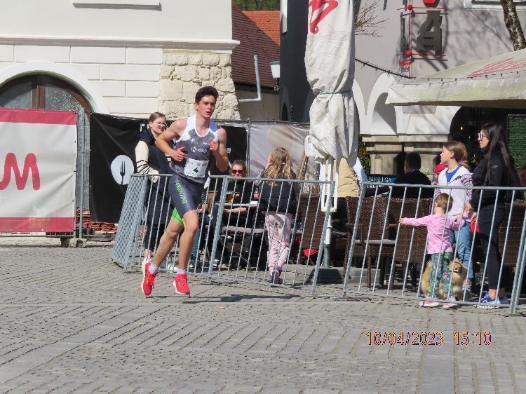 31681235612IMG_2684.JPG-nm-tek.si