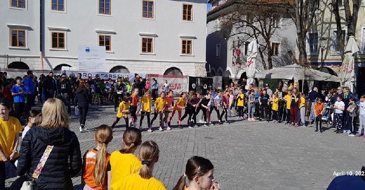 31681753006nmt4.jpg-nm-tek.si