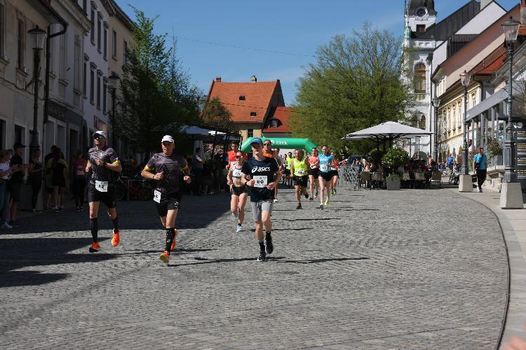 31712846042IMG_3230.JPG-nm-tek.si