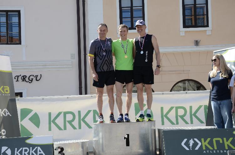 31744386703DSC_8978.JPG-nm-tek.si