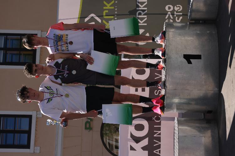 41712844274IMG_3195.JPG-nm-tek.si