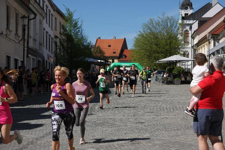 41712847433IMG_3244.JPG-nm-tek.si