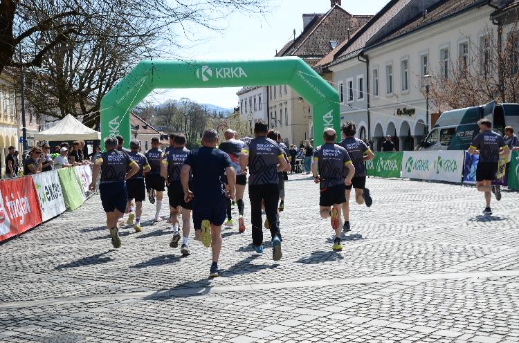 41744384633DSC_8814.JPG-nm-tek.si