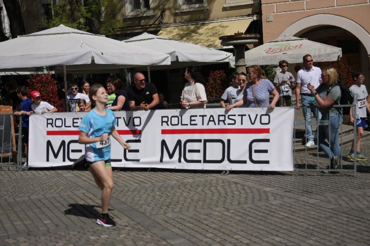 61712843174IMG_3102.JPG-nm-tek.si