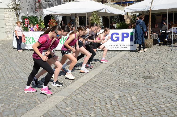 61744437790DSC_9172.JPG-nm-tek.si