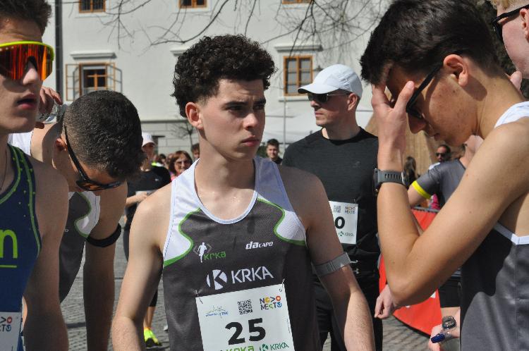 71744375998DSC_5978.JPG-nm-tek.si