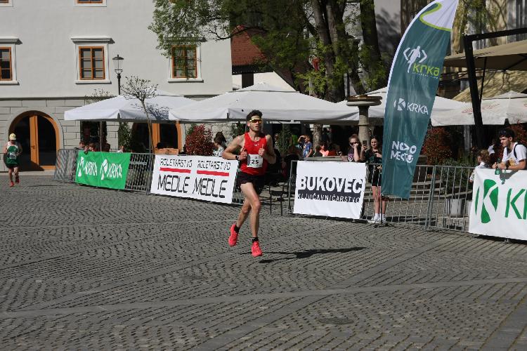 81712848317IMG_3308.JPG-nm-tek.si