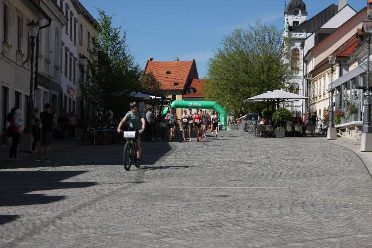 91712844377IMG_3212.JPG-nm-tek.si